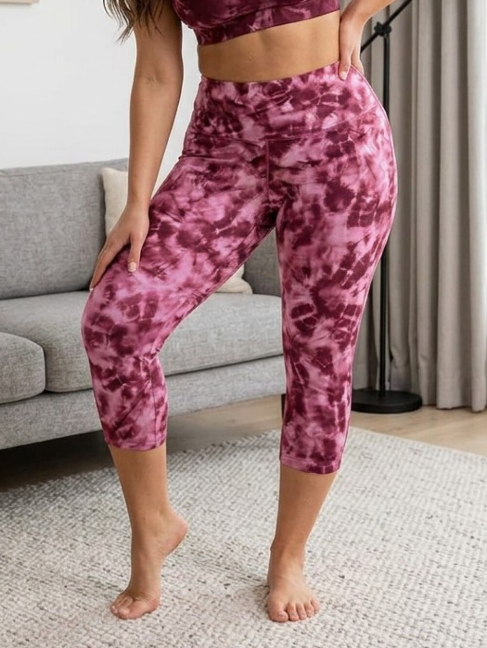 VOGO Athletica Pink & Maroon Tie-Dye Capri Leggings
